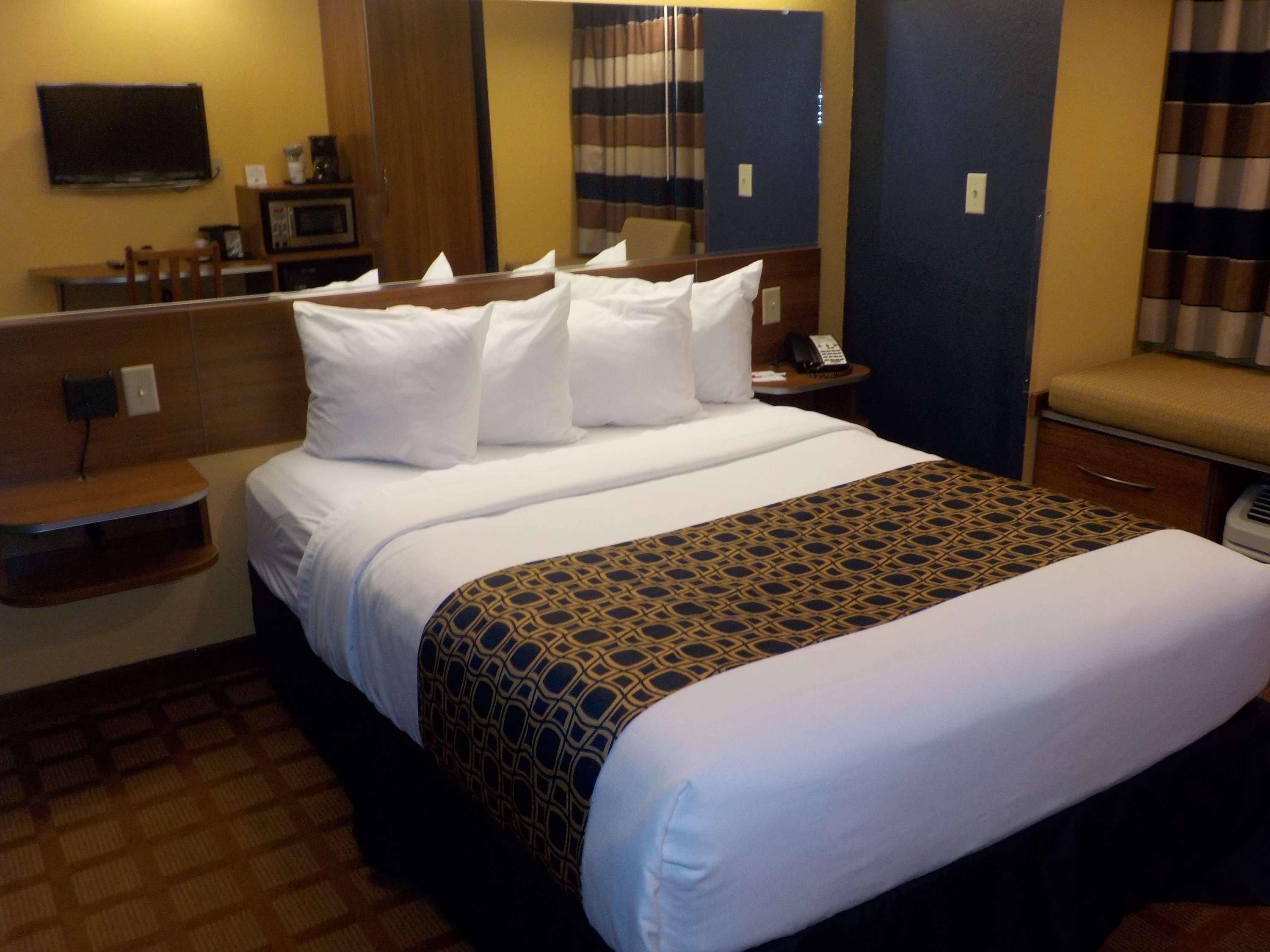 Surestay Plus Hotel By Best Western Keyser Екстер'єр фото