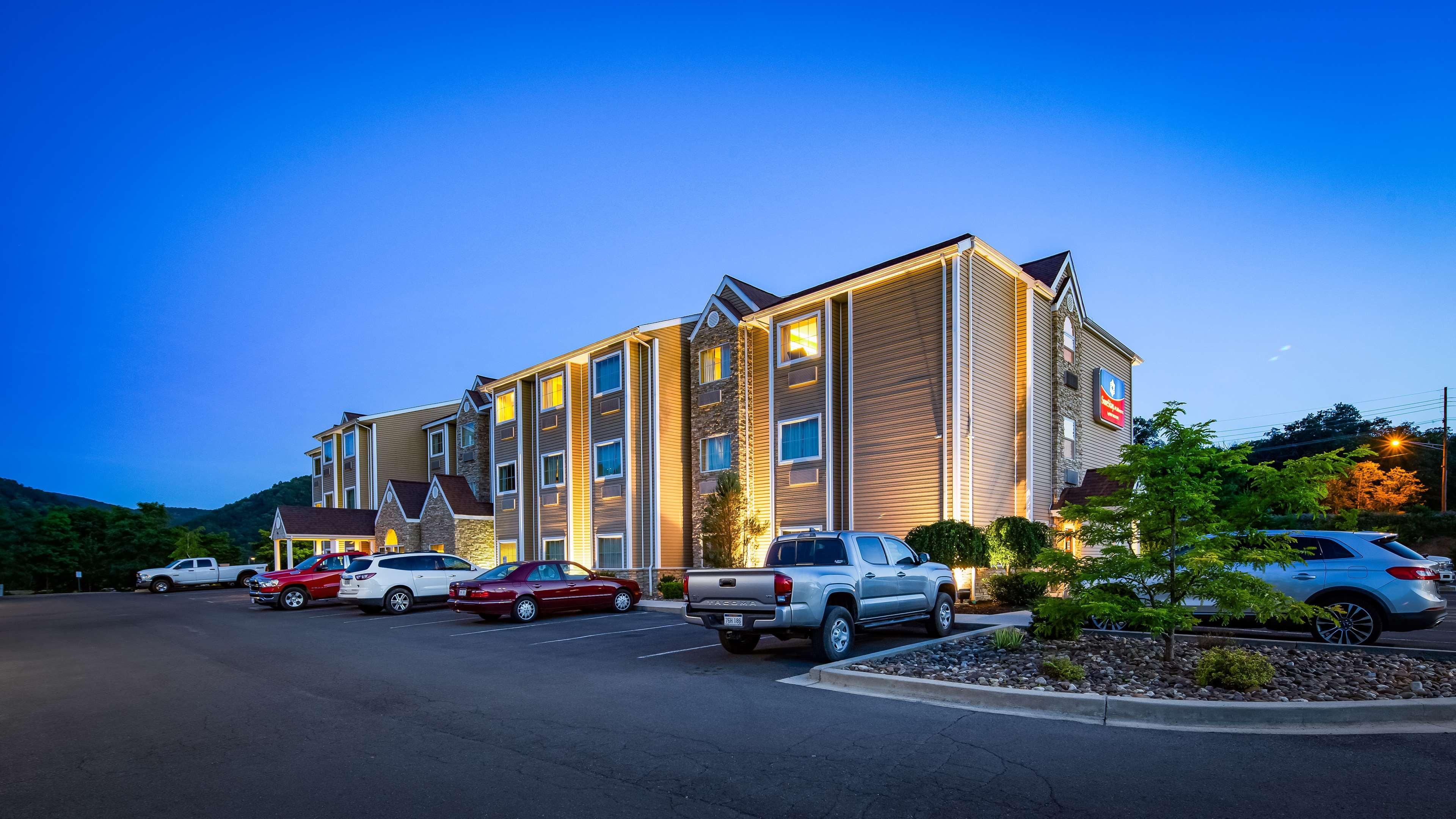 Surestay Plus Hotel By Best Western Keyser Екстер'єр фото