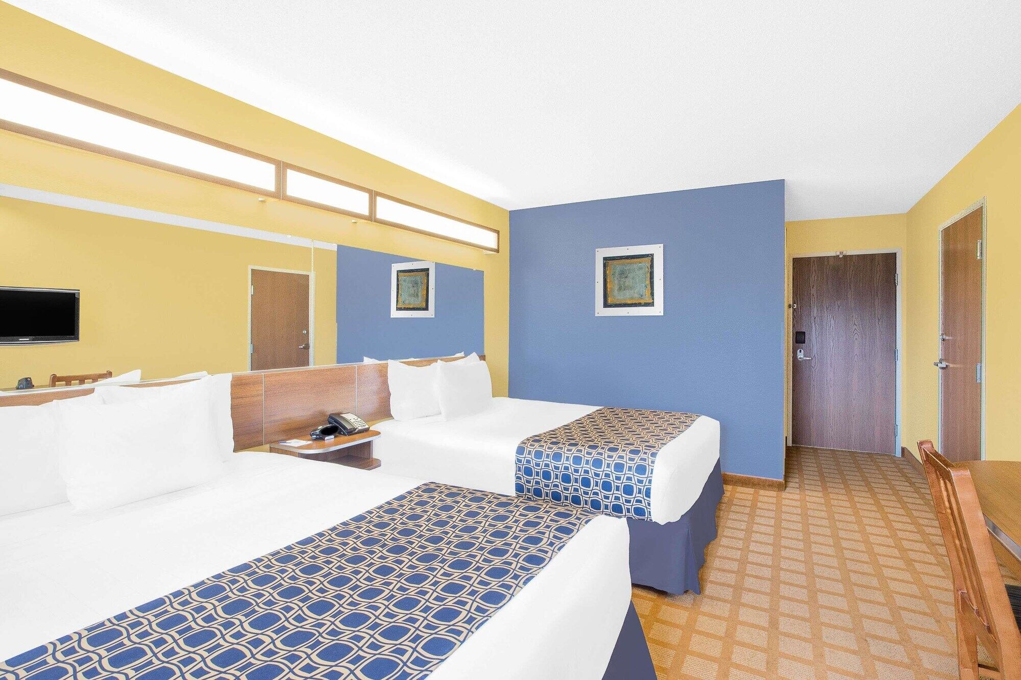 Surestay Plus Hotel By Best Western Keyser Екстер'єр фото
