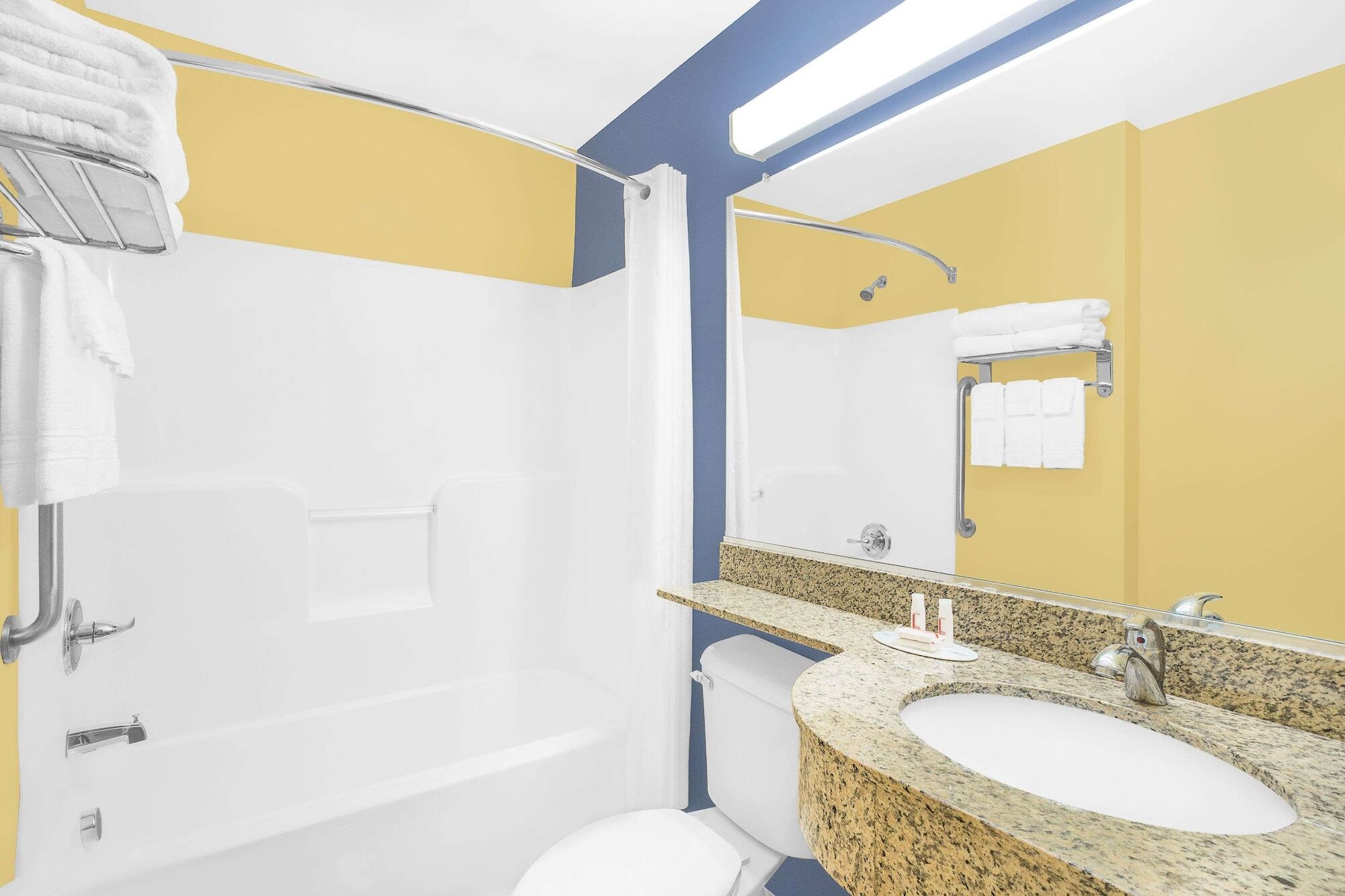 Surestay Plus Hotel By Best Western Keyser Екстер'єр фото
