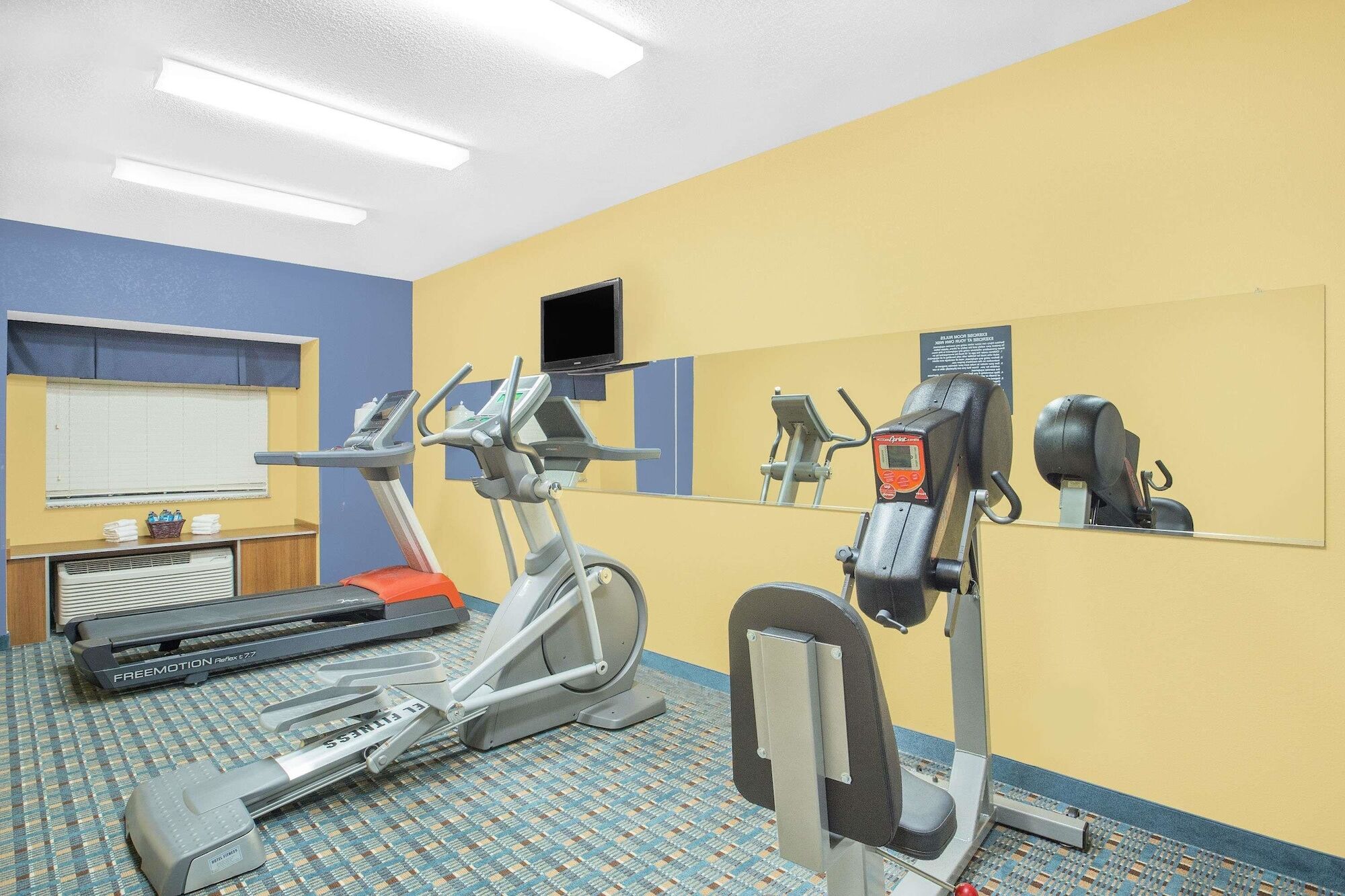 Surestay Plus Hotel By Best Western Keyser Екстер'єр фото